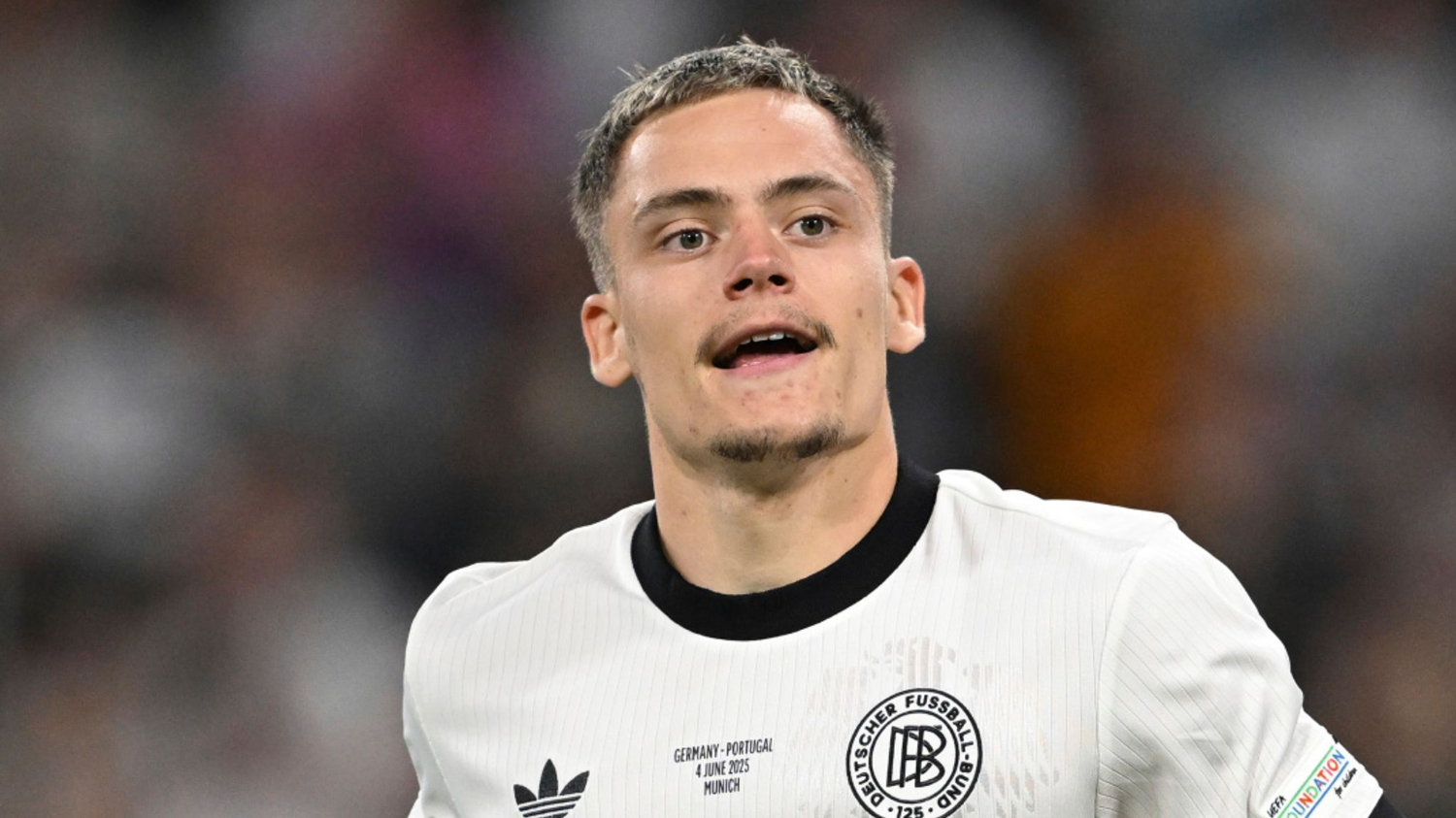Liverpool rekor transferi bitirdi